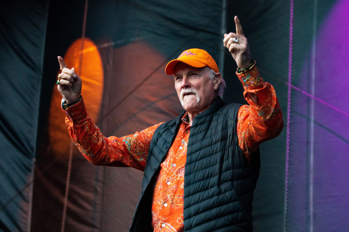 Mike Love on New Quarantine Song ‘This Too Shall Pass,’ Beach Boys’ Future – Rolling Stone